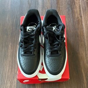Nike Court Vision Alta